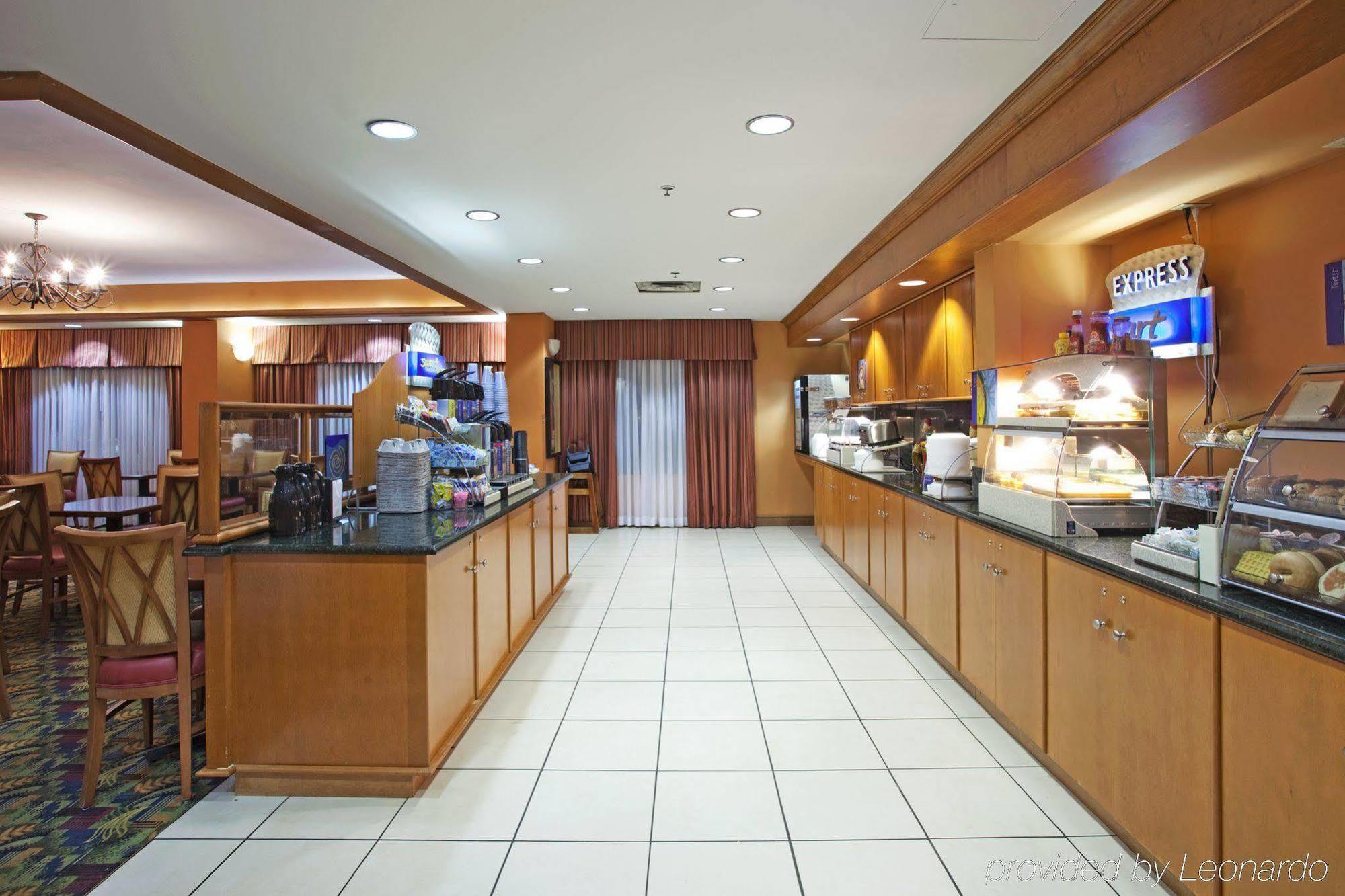 Holiday Inn Express Pascagoula-Moss Point By Ihg Екстер'єр фото